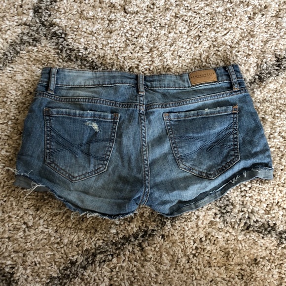 Aeropostale jean shorts - Picture 2 of 2